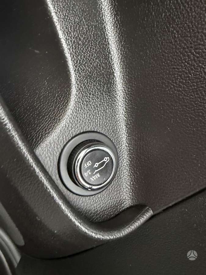 Opel Insignia 2015 — photo 20