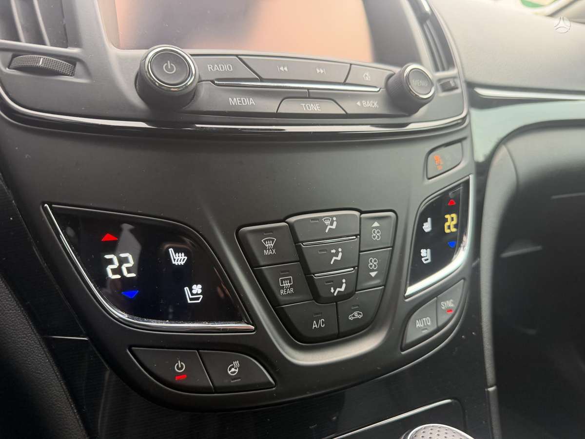 Opel Insignia 2015 — photo 23