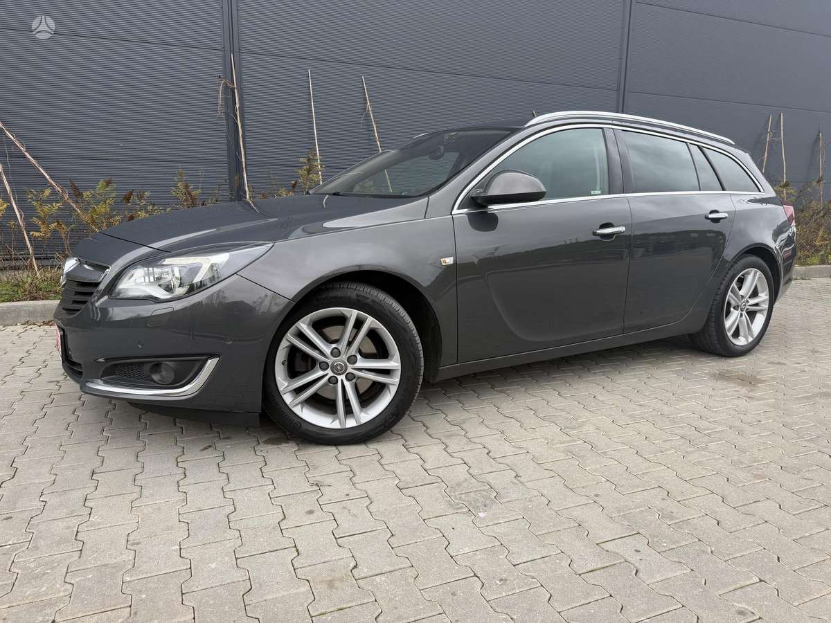 Opel Insignia 2015 — interior