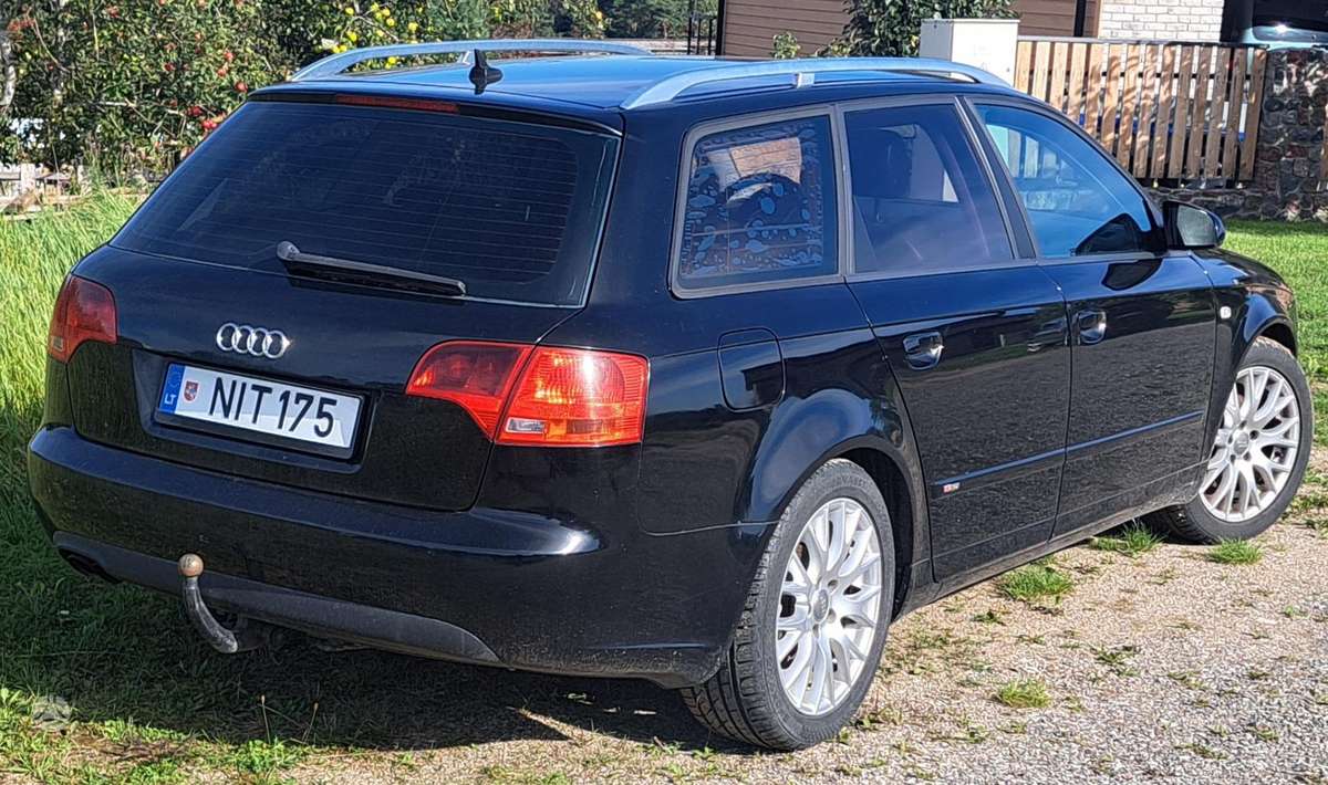 Audi A4 2005 — engine 1986 cm³, 140 HP (103kW)