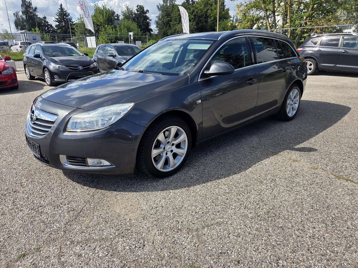 Opel Insignia 2011 — photo 8