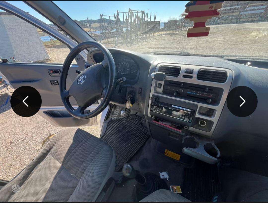 Toyota Hiace 2007 — photo 5
