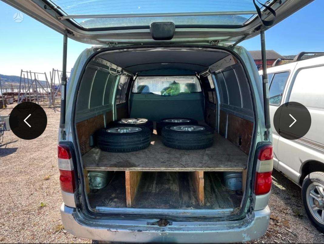 Toyota Hiace 2007 — photo 6