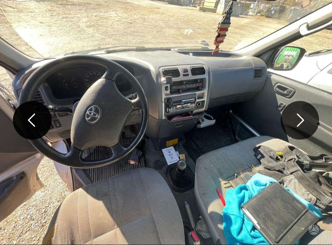 Toyota Hiace 2007 — photo 8