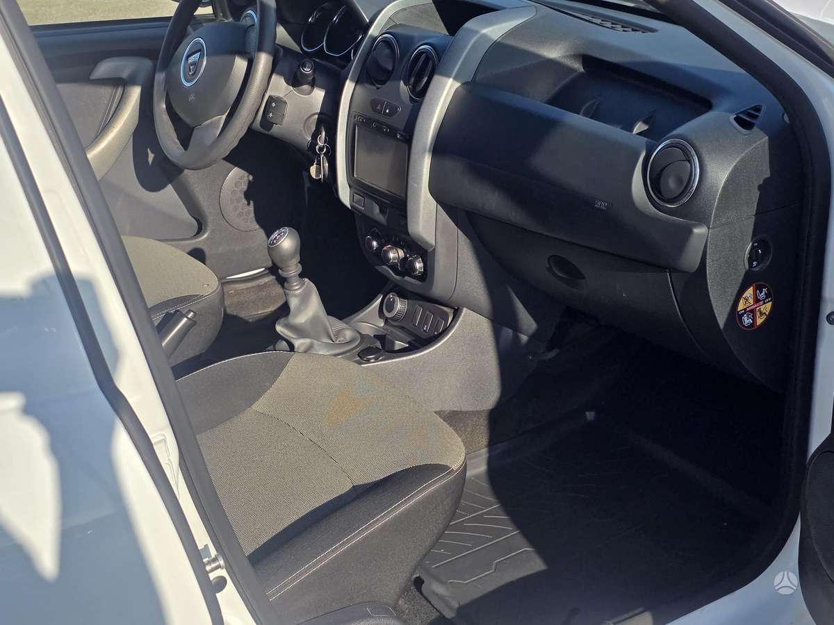 Dacia Duster 2015 — фото 10