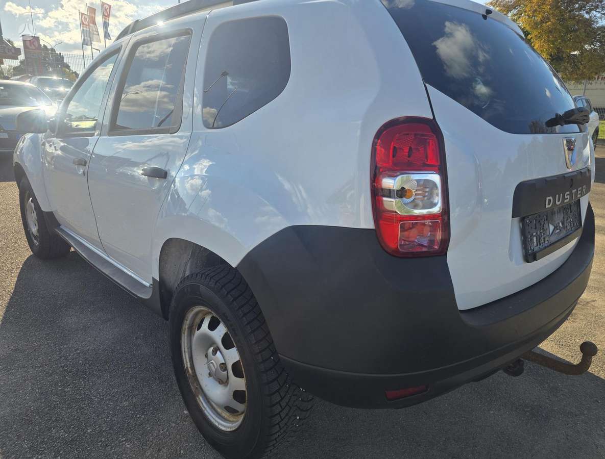 Dacia Duster 2015 — салон