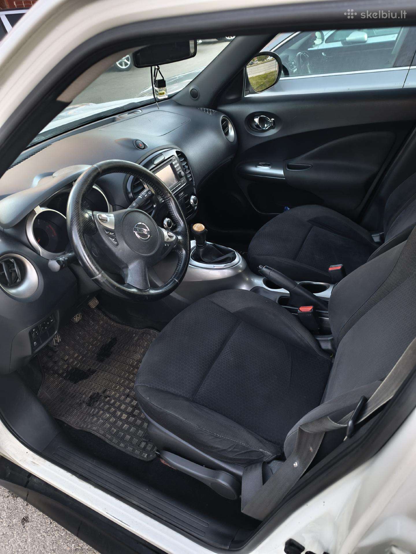 Nissan Juke 2010 — photo 10