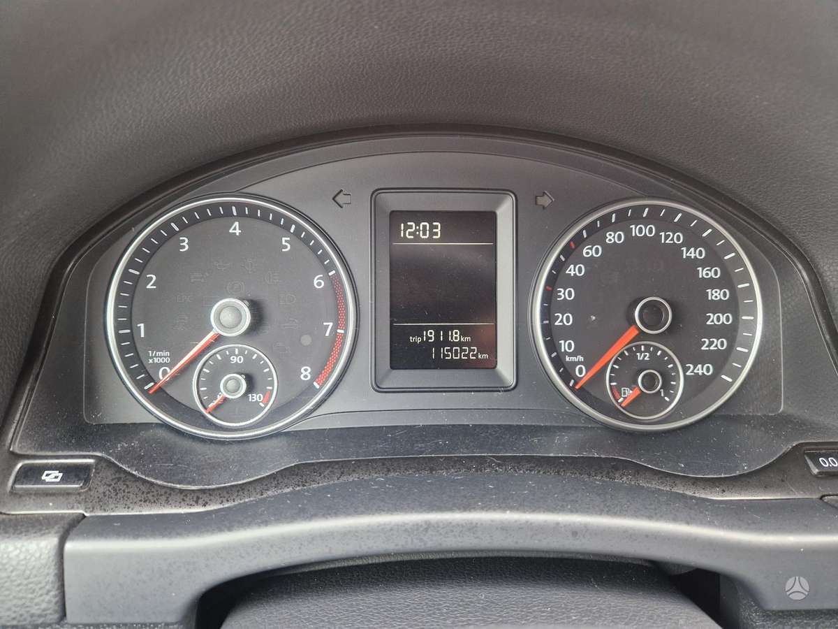 Volkswagen Golf 2009 — photo 7