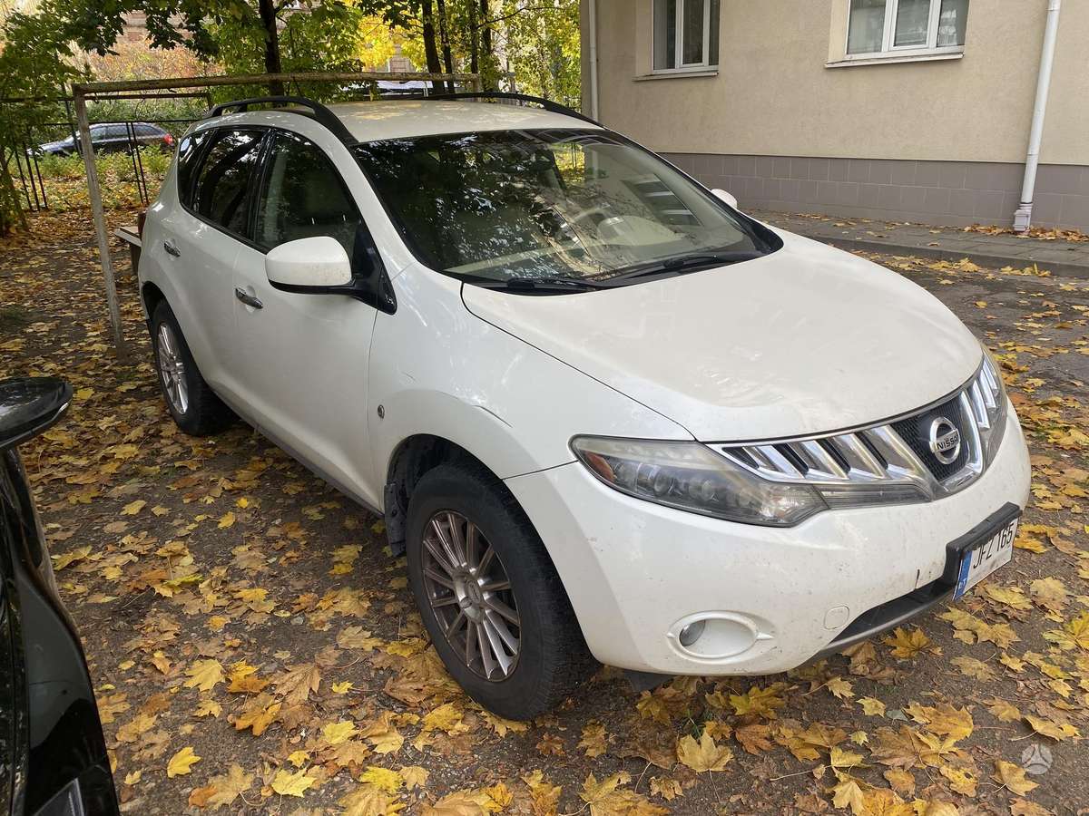 Nissan Murano 2009 — rear view