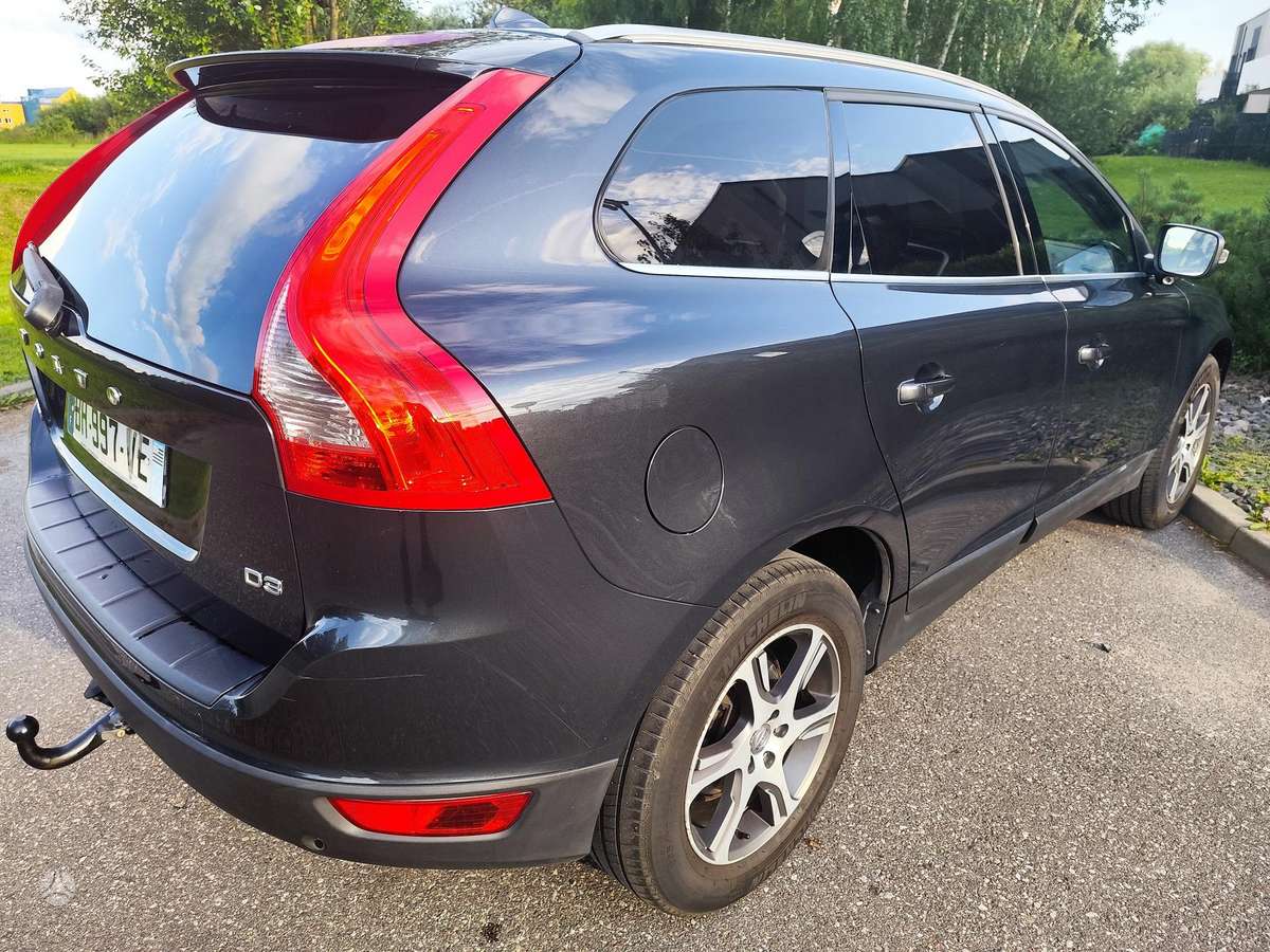 Volvo XC60 2010 — photo 6