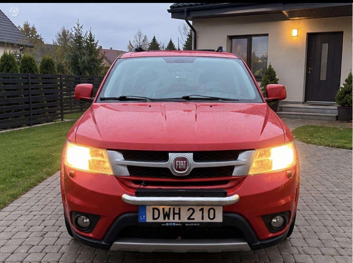 Fiat Freemont 2014 — салон