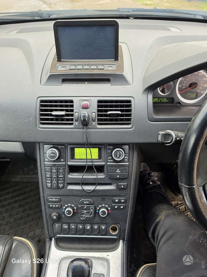 Volvo XC90 2011 — photo 12