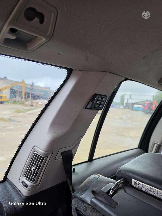 Volvo XC90 2011 — photo 8