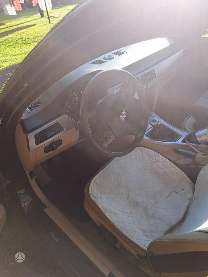 BMW 320 2005 — photo 5
