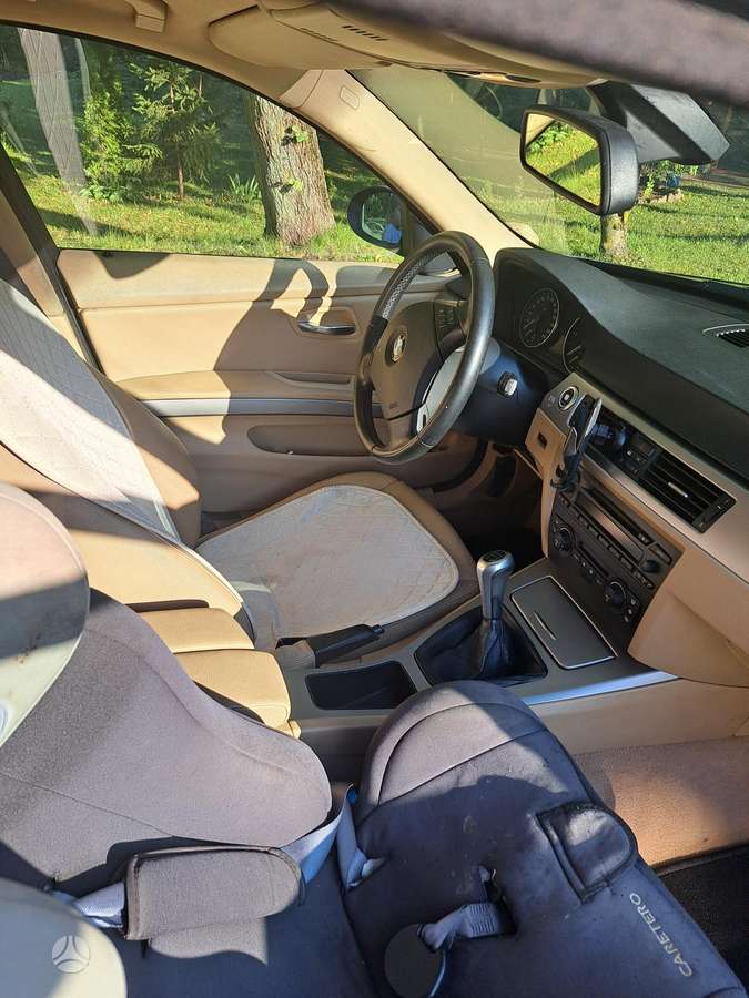 BMW 320 2005 — photo 7