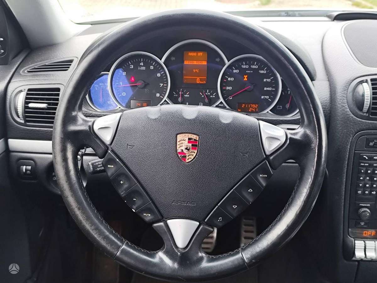 Porsche Cayenne 2007 — photo 10
