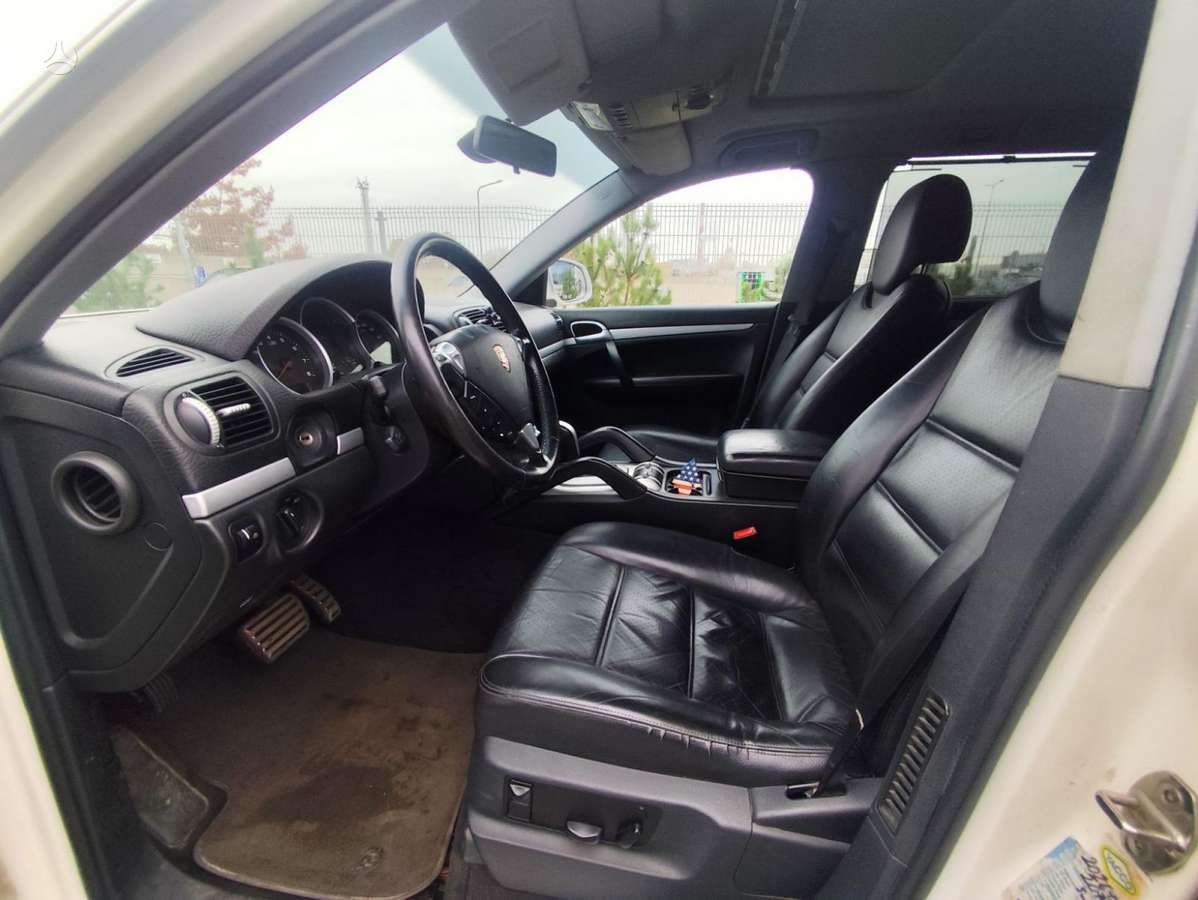 Porsche Cayenne 2007 — photo 8