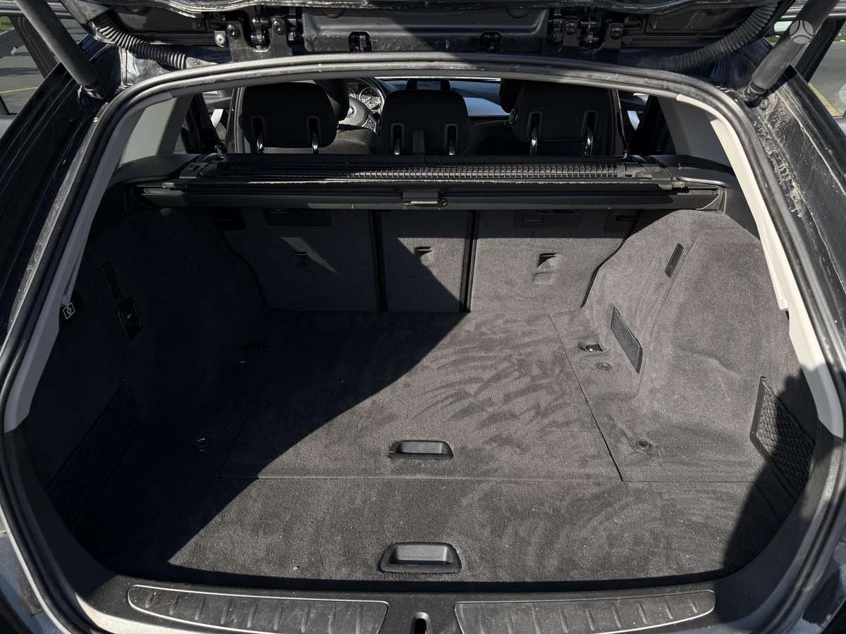 BMW 318 2014 — photo 10