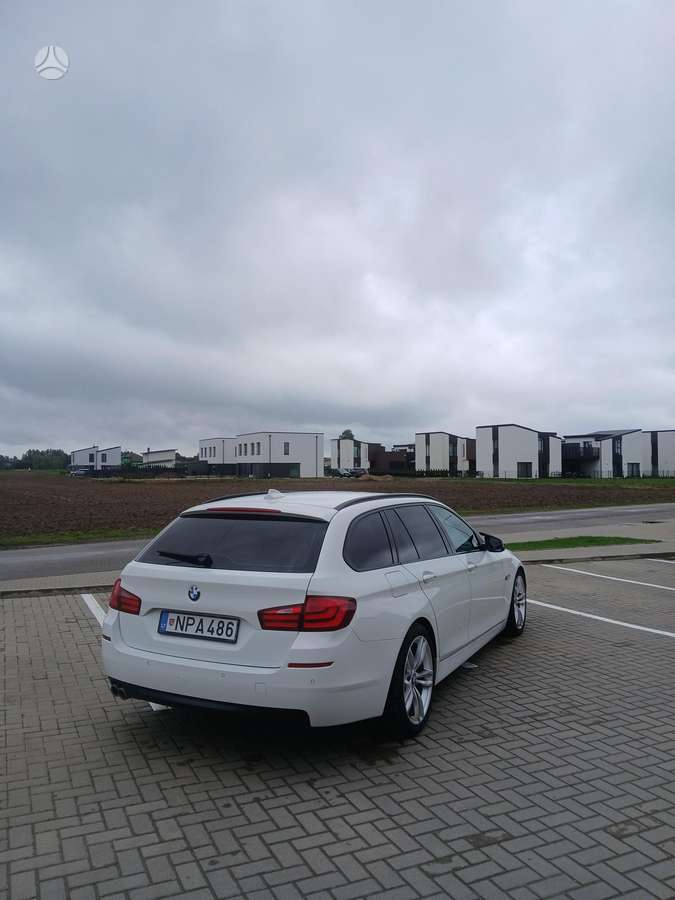 BMW 520 2012 — двигун 2000 cm³, 184 HP (135kW)