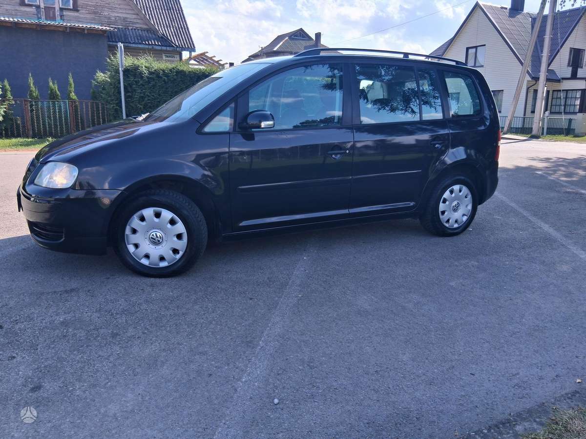 Volkswagen Touran 2006 — авто для ЗСУ з Європи