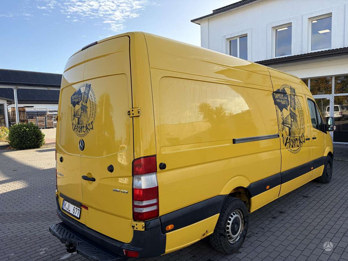 Mercedes-Benz Sprinter 2015 — салон