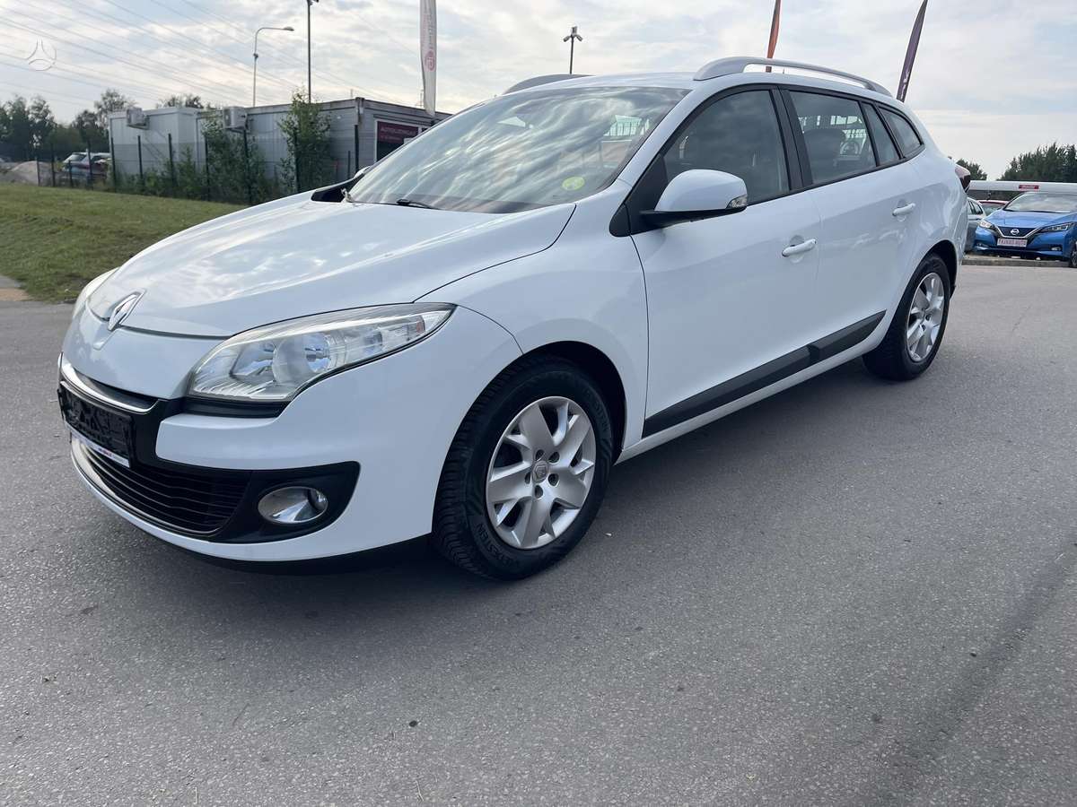 Renault Megane 2013 — rear view
