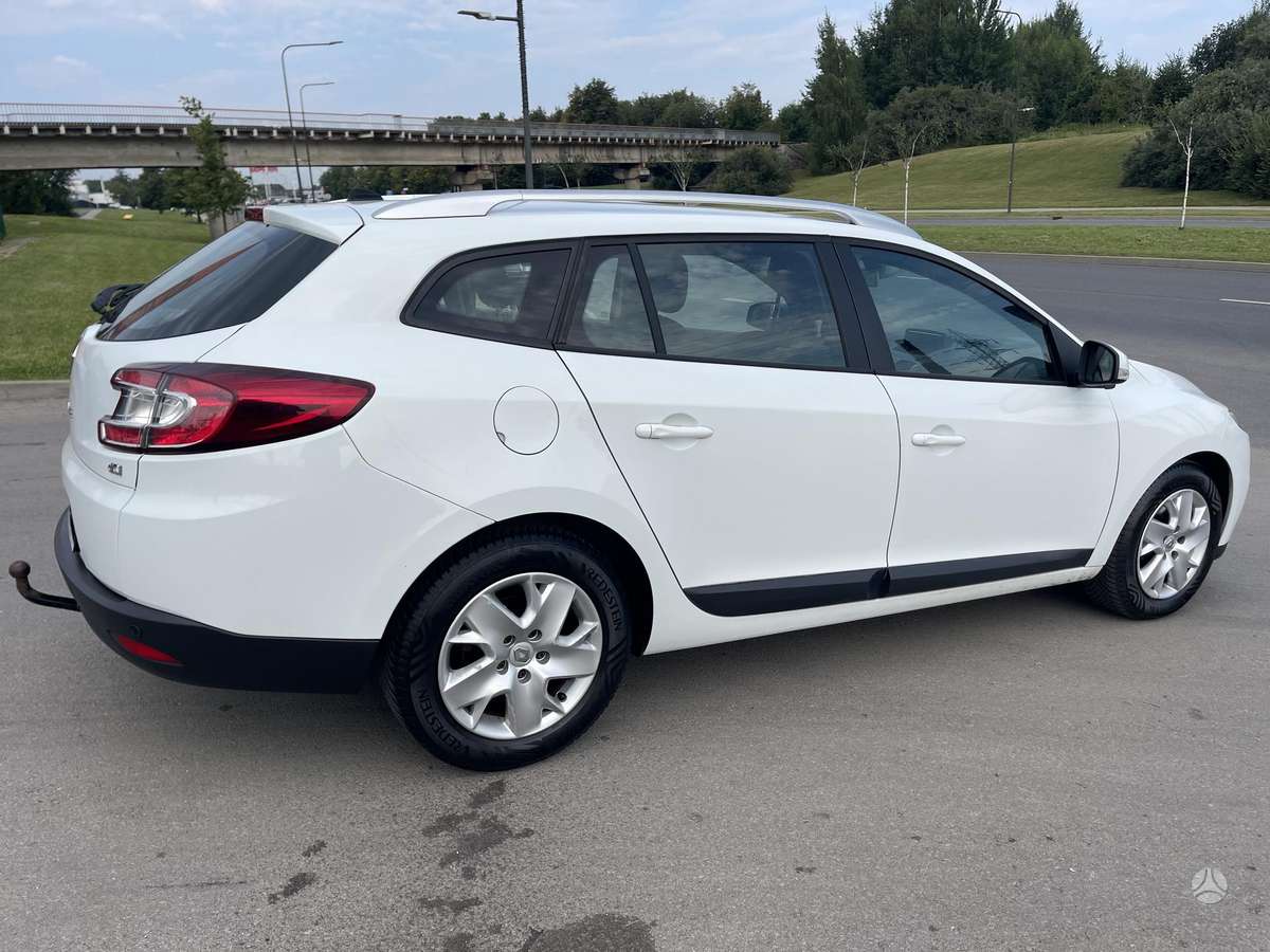 Renault Megane 2013 — photo 9