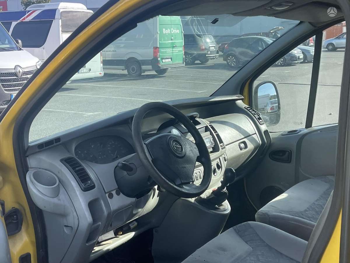 Opel Vivaro 2005 — photo 5