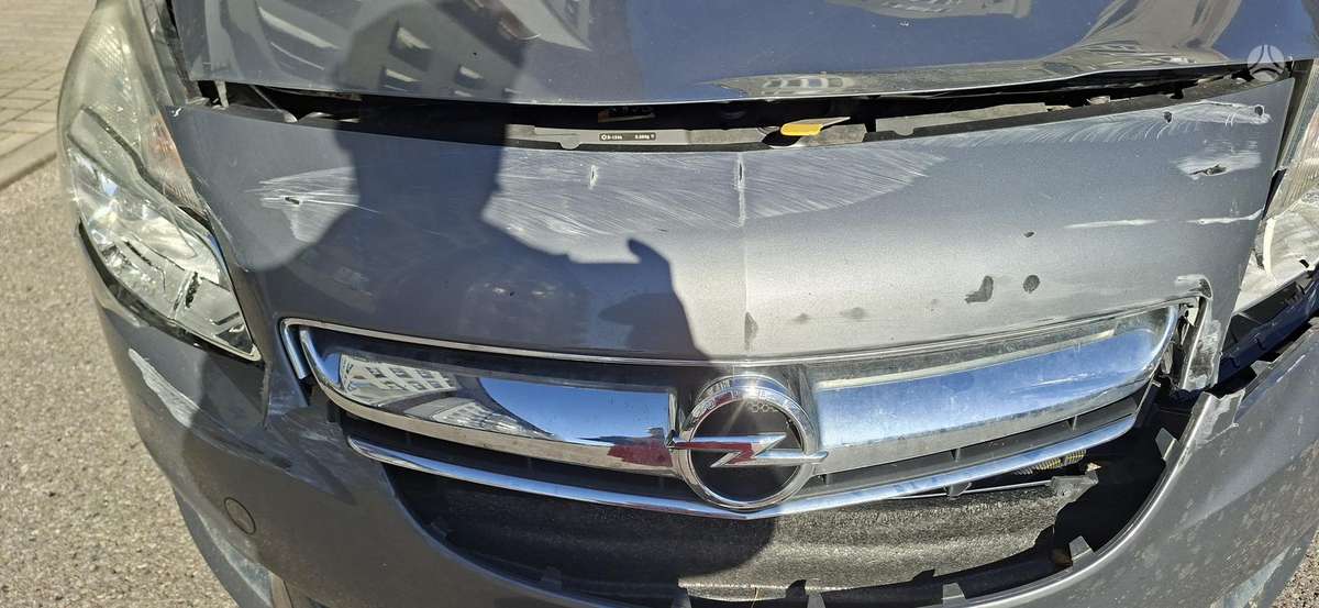 Opel Meriva 2015 — photo 7