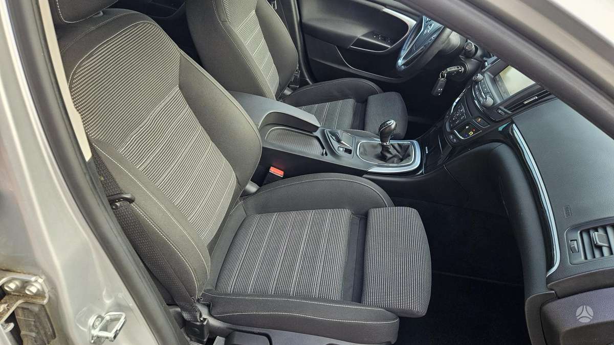 Opel Insignia 2014 — photo 23