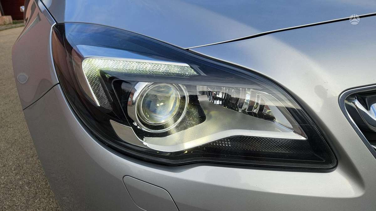 Opel Insignia 2014 — photo 28