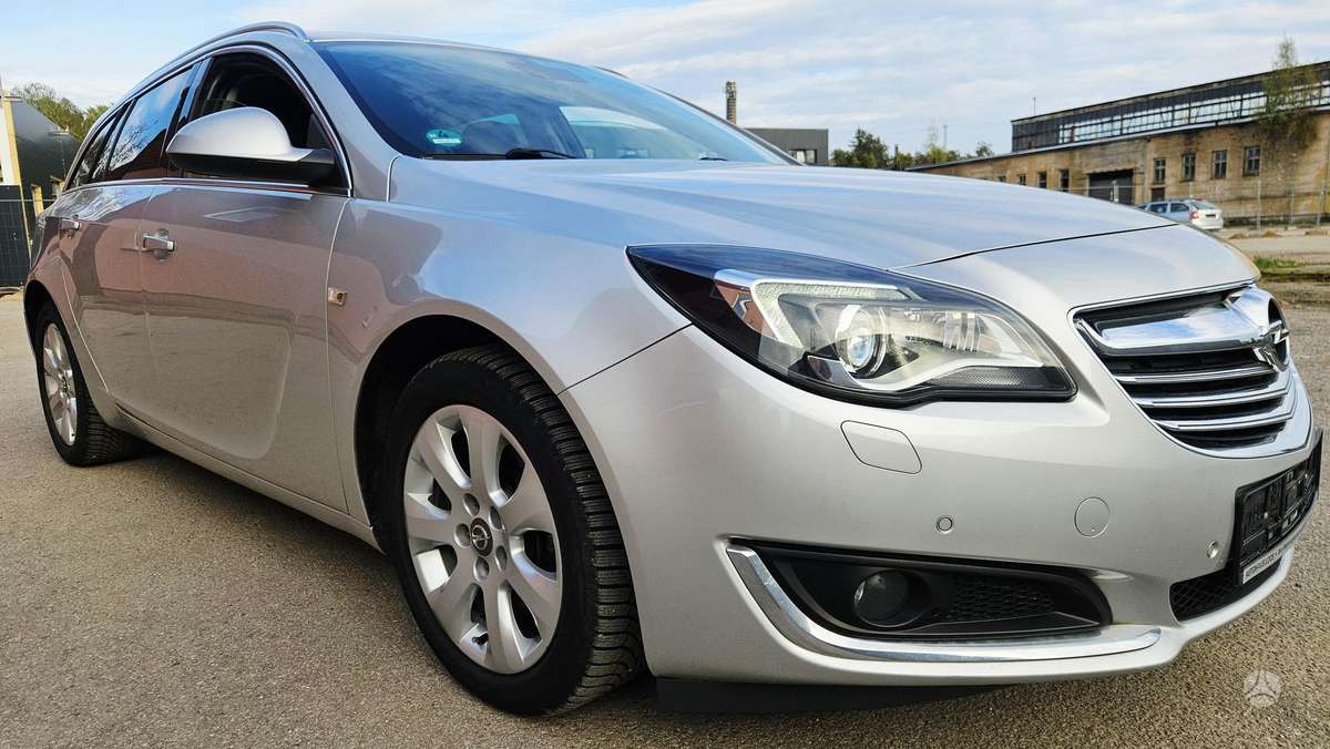 Opel Insignia 2014 — photo 36