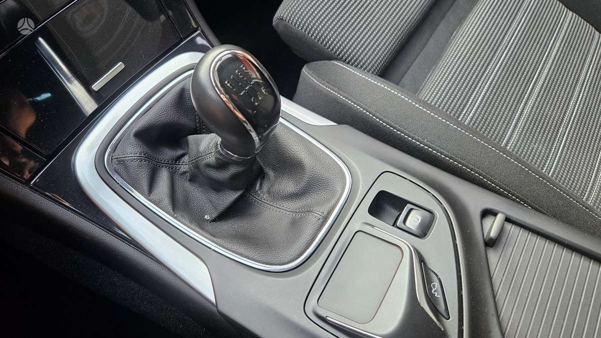 Opel Insignia 2014 — photo 43