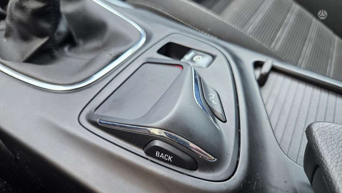 Opel Insignia 2014 — photo 45