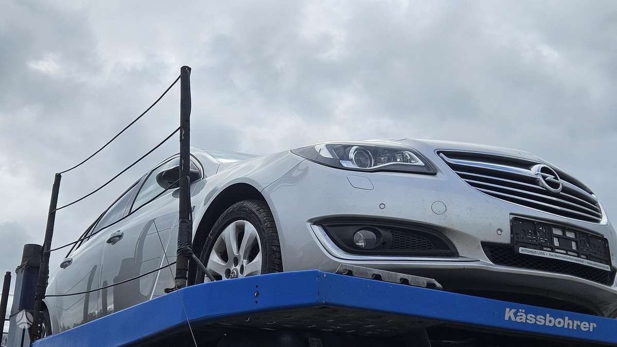 Opel Insignia 2014 — photo 52