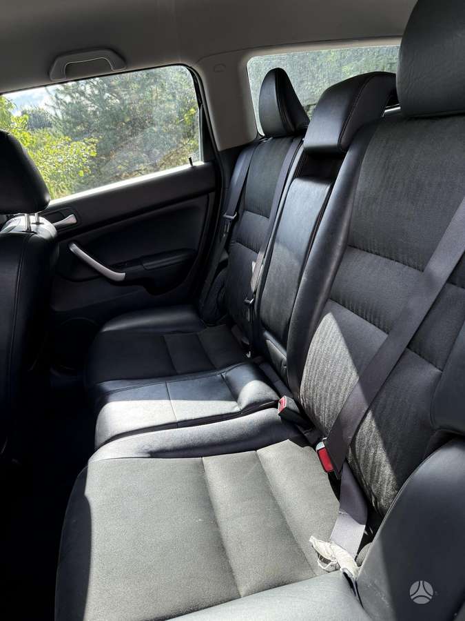 Honda Accord 2005 — photo 12