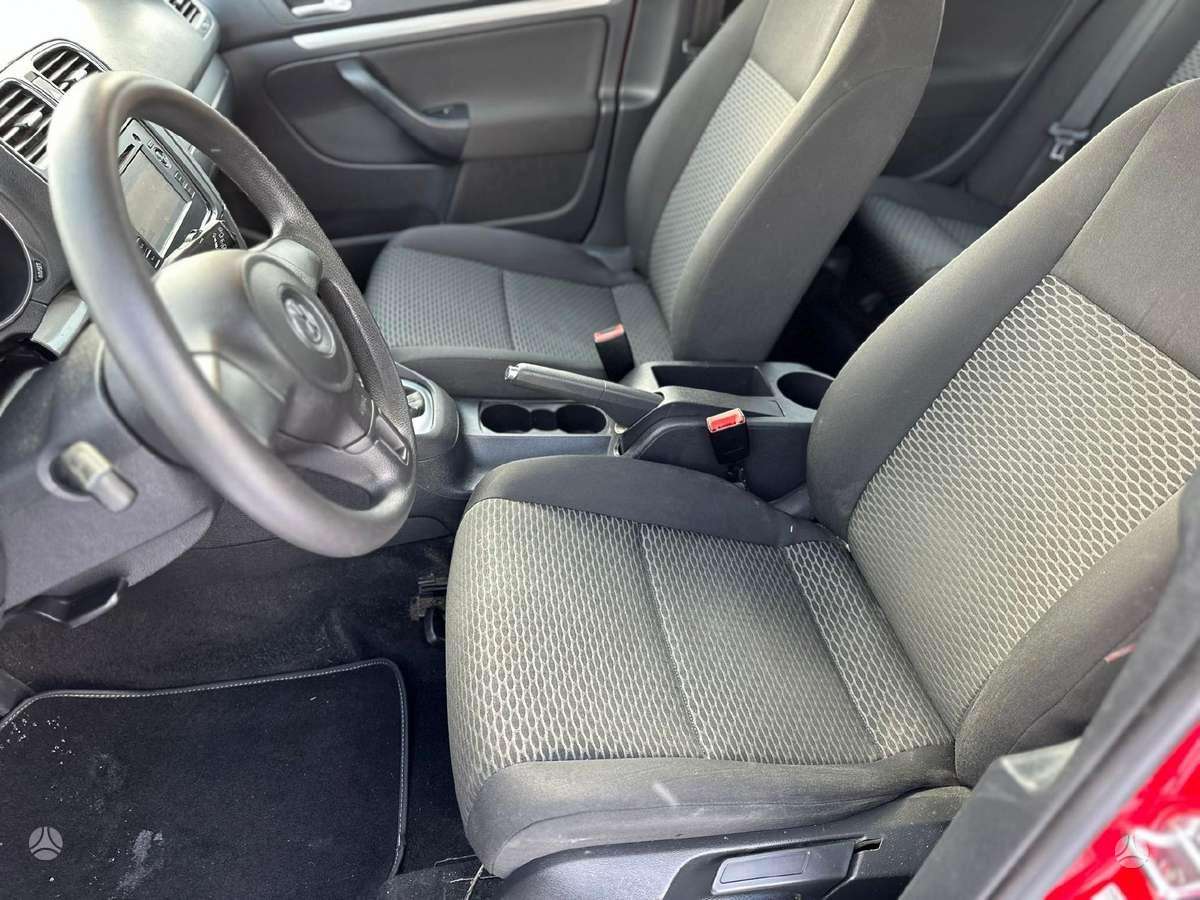 Volkswagen Golf 2011 — photo 5