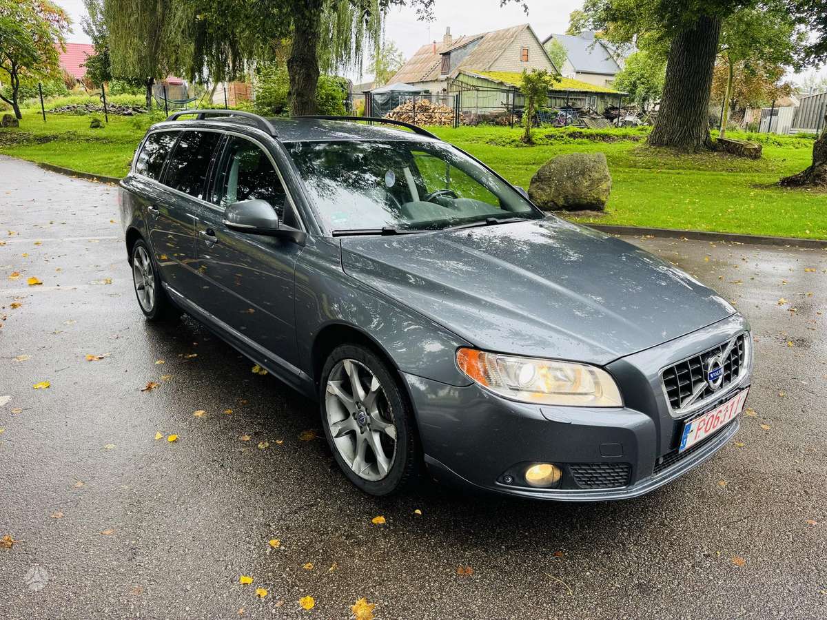 Volvo V70 2012 — engine 1984 cm³, 163 HP (120kW)