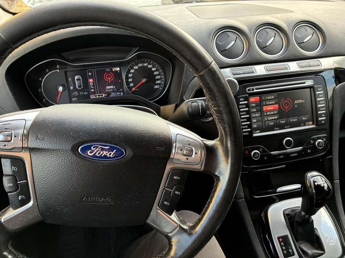 Ford S-MAX 2015 — фото 12