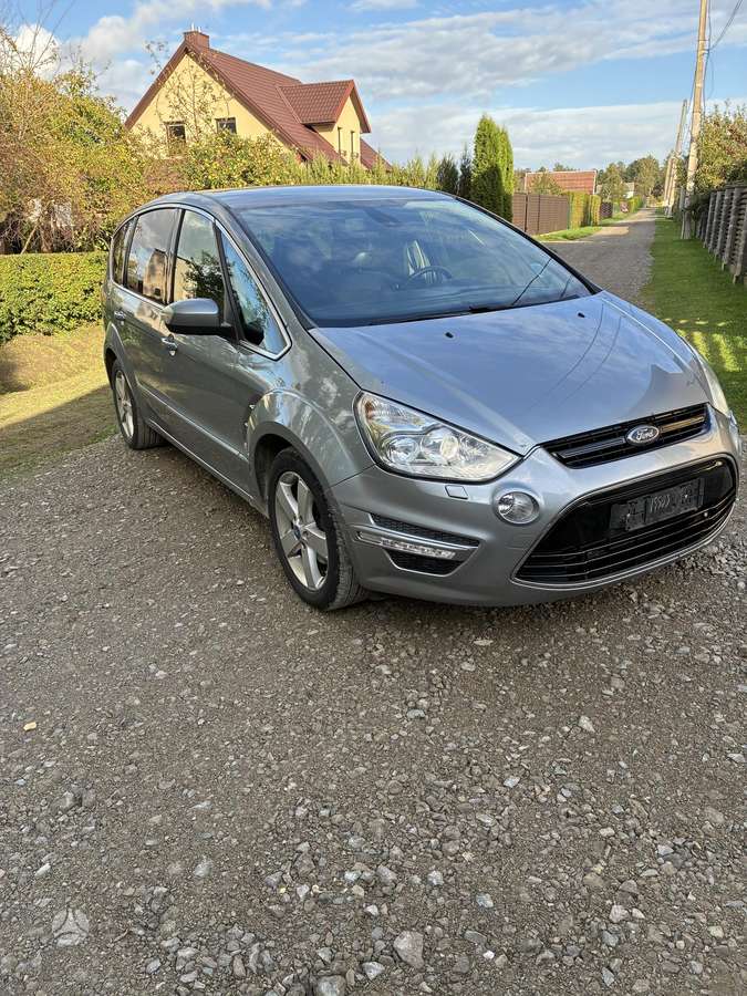 Ford S-MAX 2015 — салон