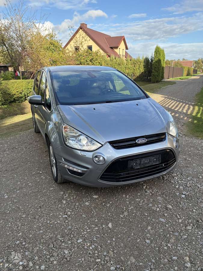 Ford S-MAX 2015 — двигун 2000 cm³, 140 HP (103kW)