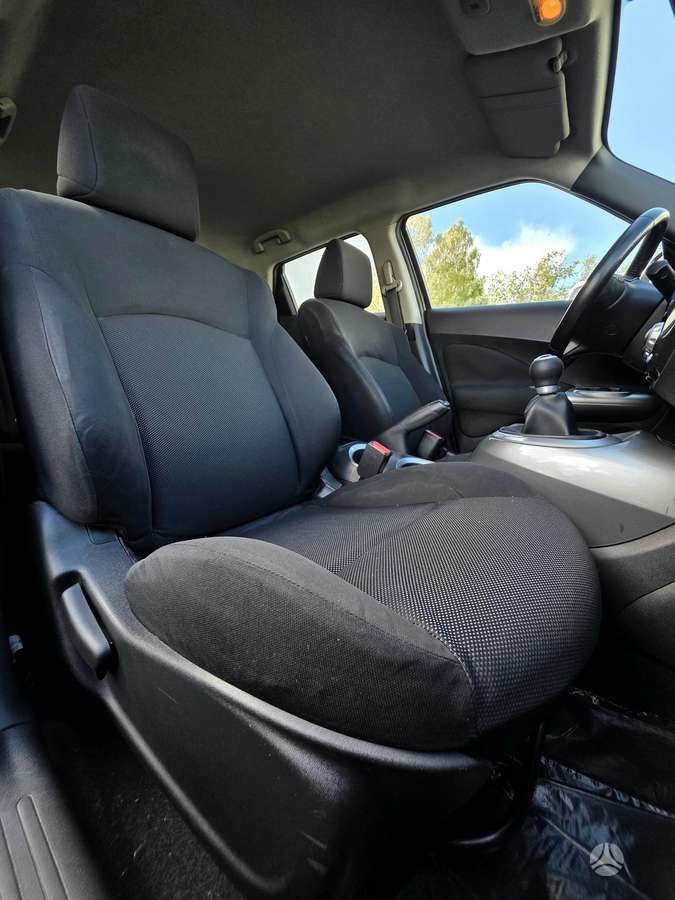Nissan Juke 2010 — photo 17