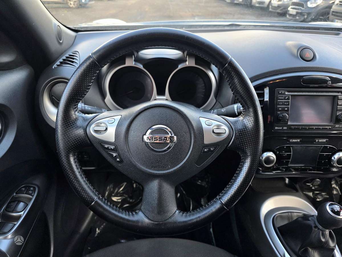 Nissan Juke 2010 — photo 23