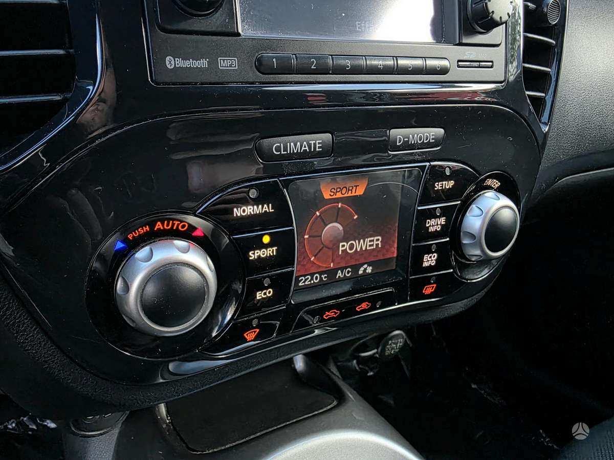 Nissan Juke 2010 — photo 29