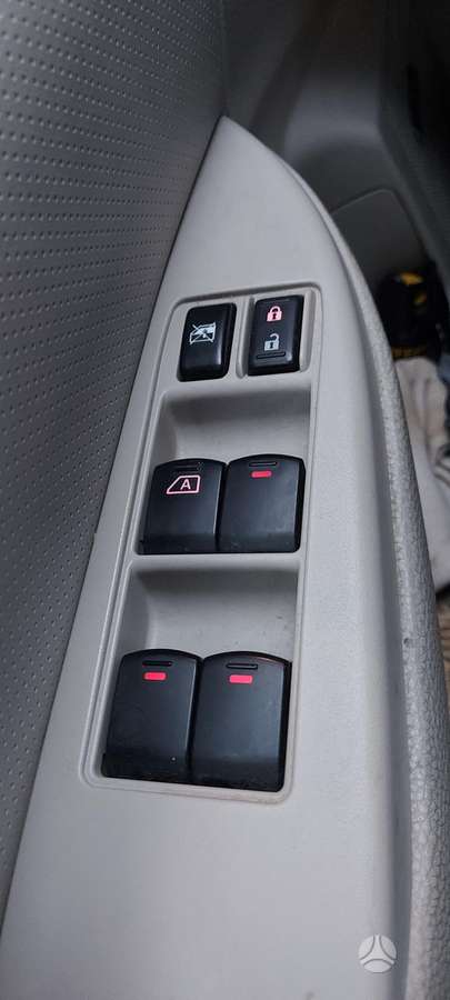 Subaru Outback 2010 — фото 16