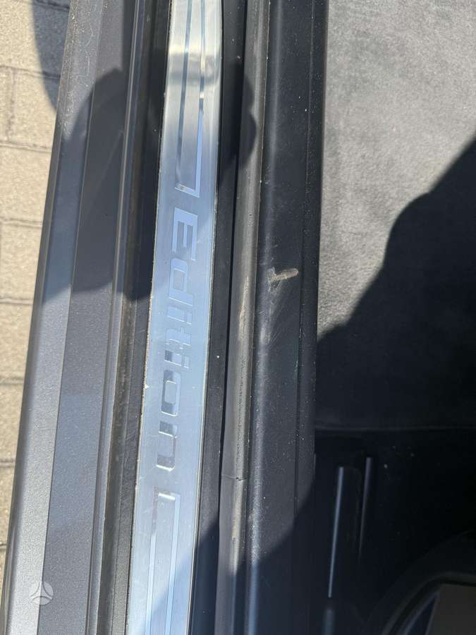 BMW 520 2009 — photo 12