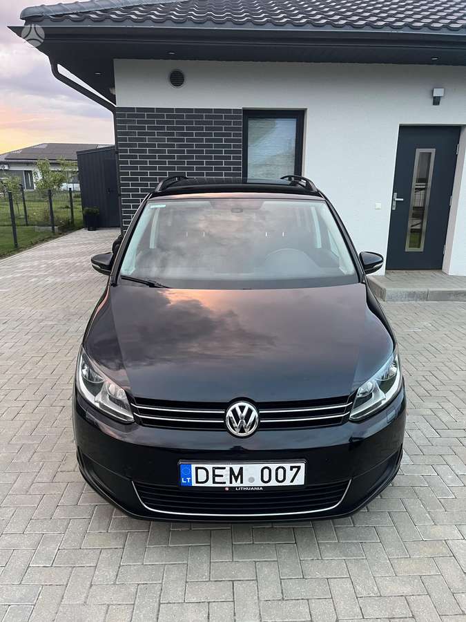 Volkswagen Touran 2011 — vehicle for AFU Ukraine