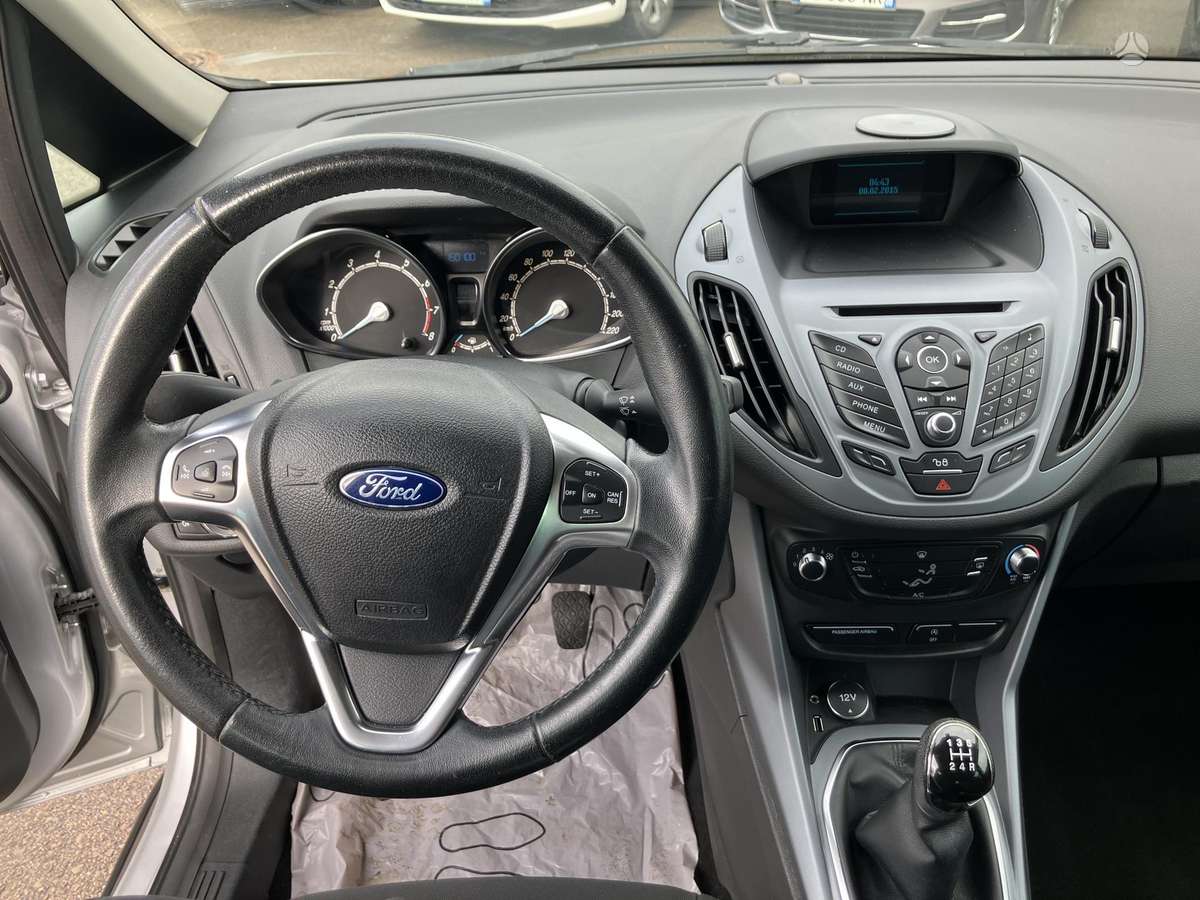 Ford B-MAX 2015 — photo 11