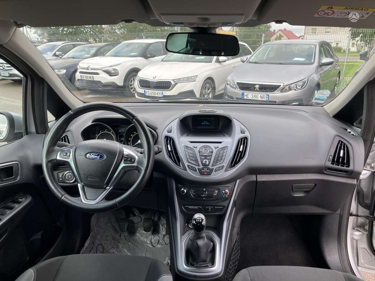 Ford B-MAX 2015 — photo 17