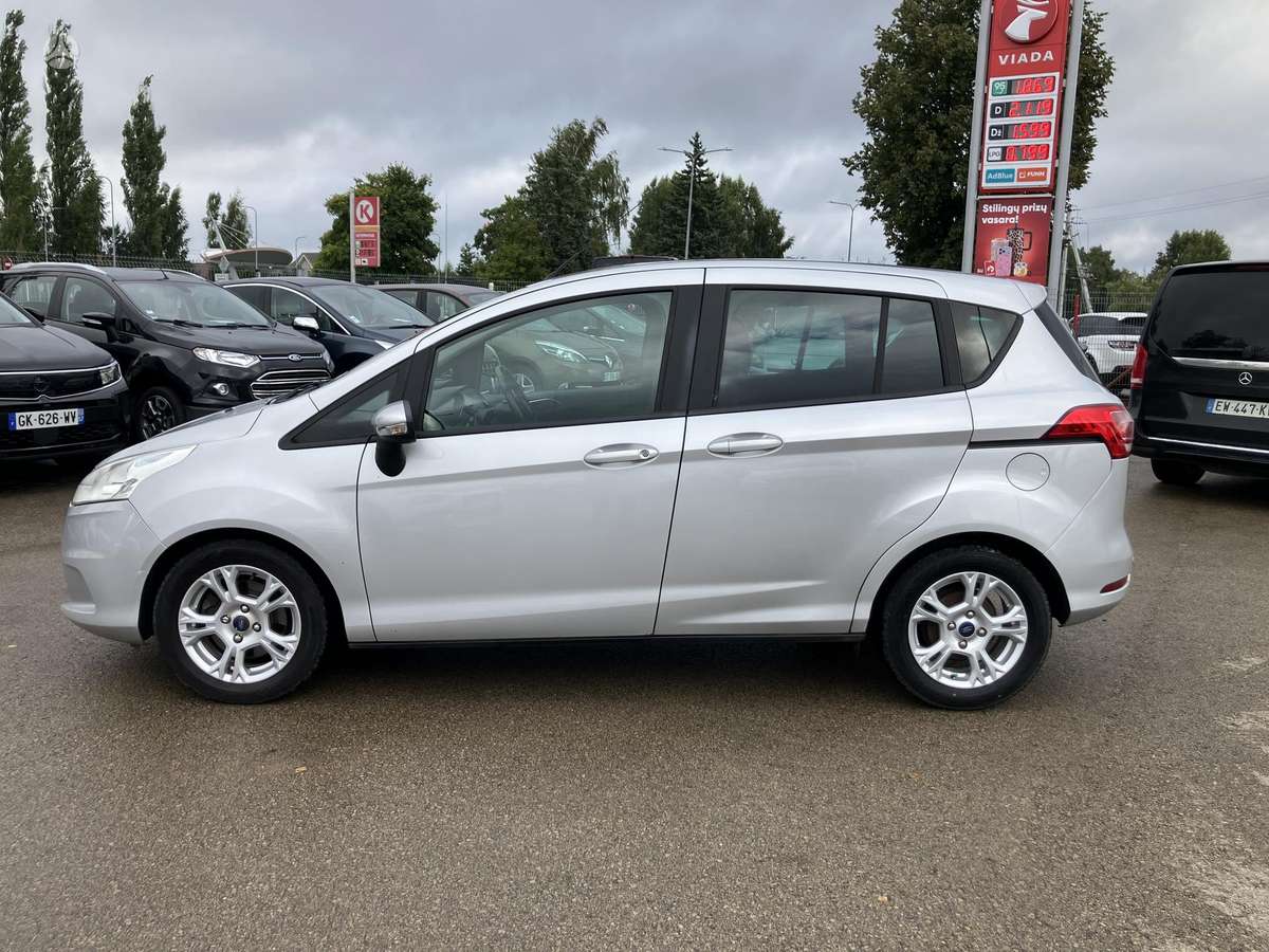 Ford B-MAX 2015 — interior